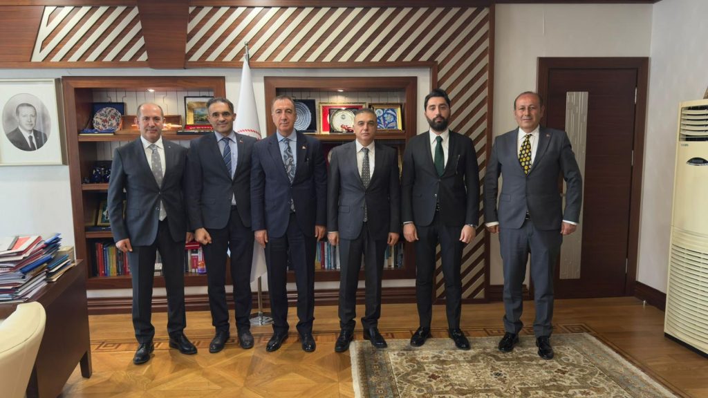 Hazine ve Maliye Bakan Yardımcısı İsmail İlhan Hatipoğlu’na Ziyaret