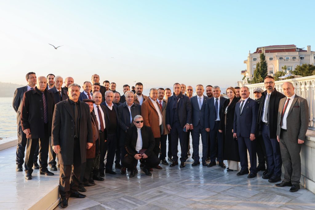 MASFED, geçtiğimiz yıl Türkiye’nin dört bir yanındaki Motorlu Araç Satıcıları Derneklerini İstanbul’da buluşturdu